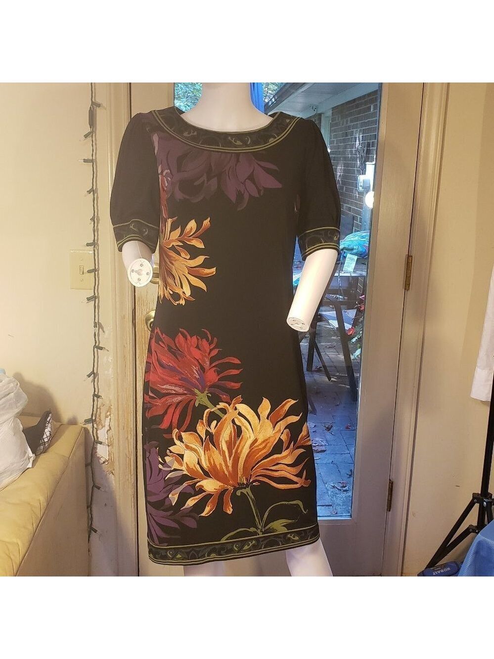 Ladies Vintage JONES NEW YORK Knit Floral Design Dress in Navy Blue - 6